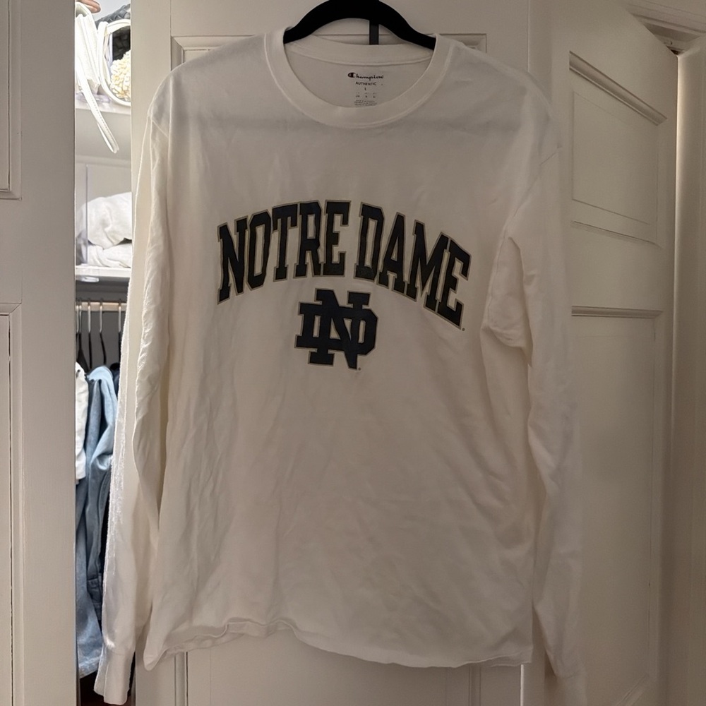 Champion White Notre Dame Long Sleeve Size L #gameday #basketball #football